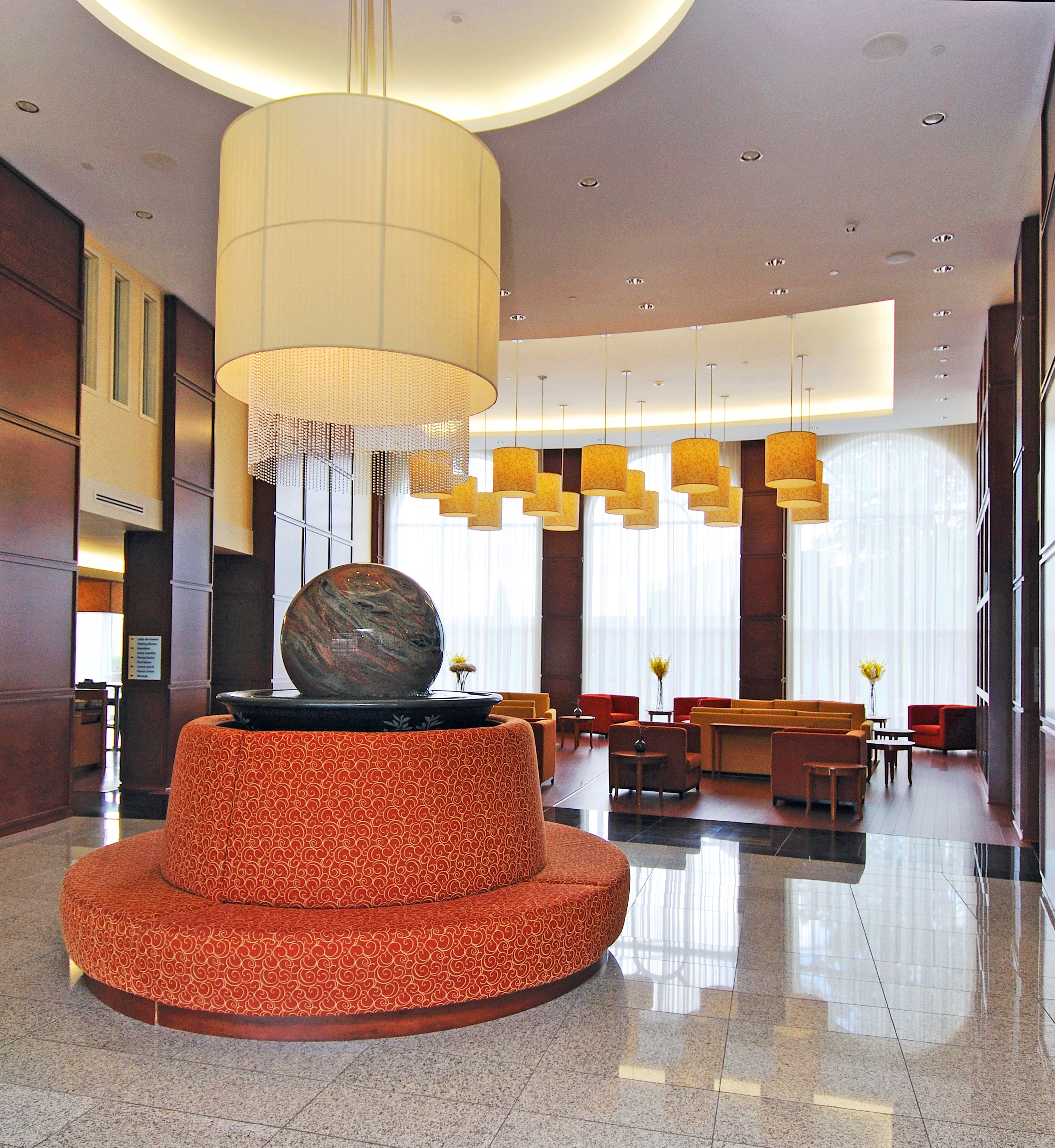 Holiday Inn&Suites Montreal Airport Dorval Exterior foto