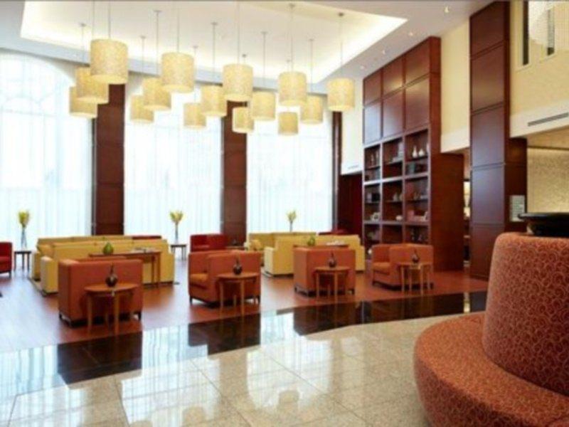 Holiday Inn&Suites Montreal Airport Dorval Exterior foto